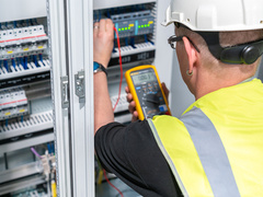 Elektroanlagen-Kontrolle bei Muster Elektro in Musterstadt